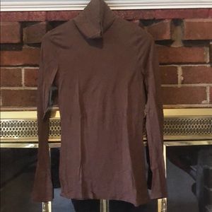 H&M brown turtleneck